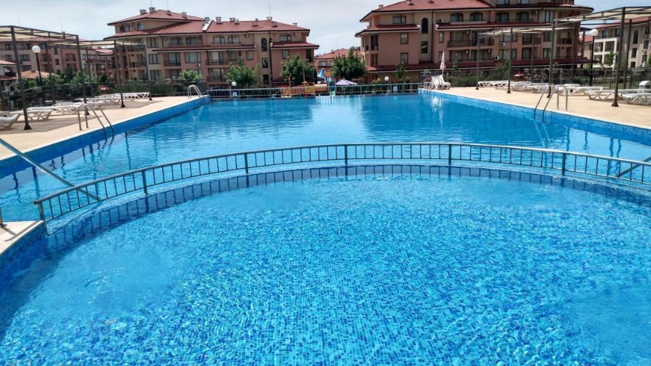 Charming Studio In Sorrento Sole Mare Sveti Vlas Eksteriør bilde