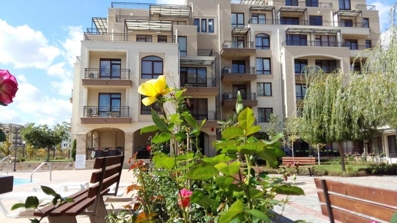 Charming Studio In Sorrento Sole Mare Sveti Vlas Eksteriør bilde