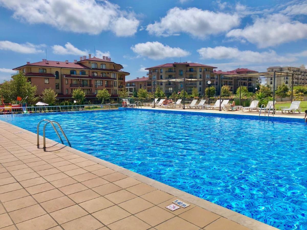 Charming Studio In Sorrento Sole Mare Sveti Vlas Eksteriør bilde